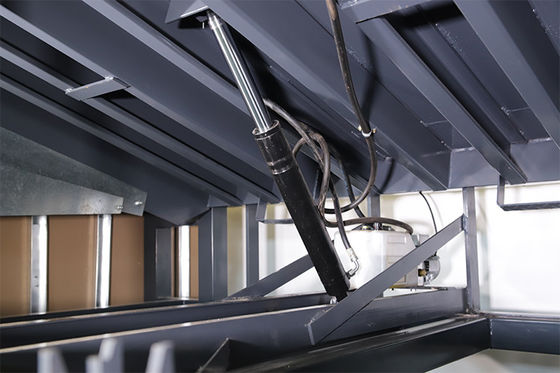 Le niveauur de quai industriel 380v 3 phases rampe stationnaire de quai