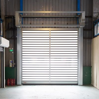 Panneau en alliage d'aluminium en rouleau atelier portes de sécurité Charge de vent Max 30m / s